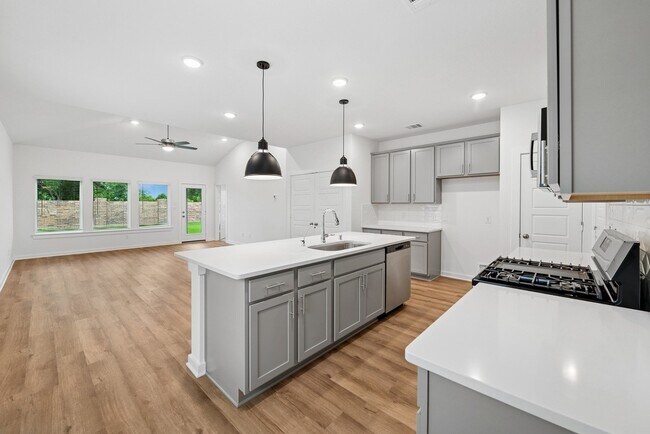 Building Photo - 5847 Sunrise Btm Ln