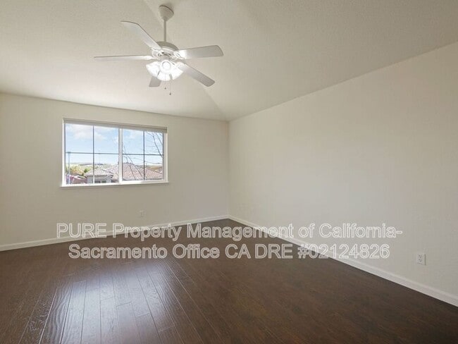 Building Photo - 2011 Misty Meadow Dr