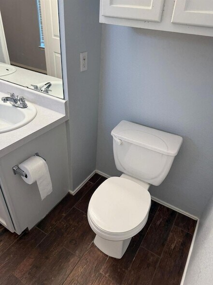 Building Photo - 612 Blair Ave