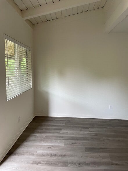 Building Photo - 2360 Paseo De Laura