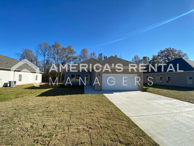Building Photo - DEPOSIT PENDING!!! - Home for Rent in Lincoln, AL... Available to View with 48 Hour Notice!!!