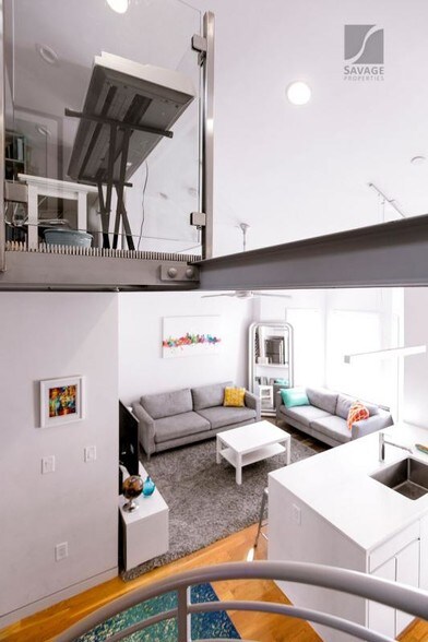 Building Photo - 1607 Tremont St