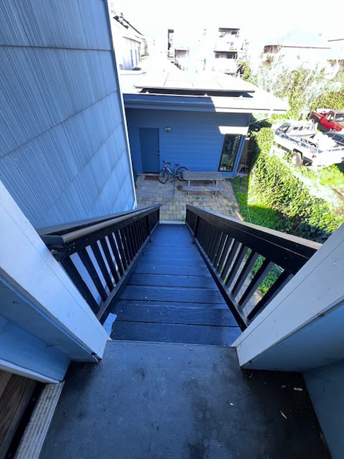 Building Photo - 722 30th St