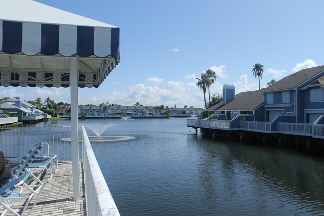 Building Photo - 1522 Ocean Dunes Cir