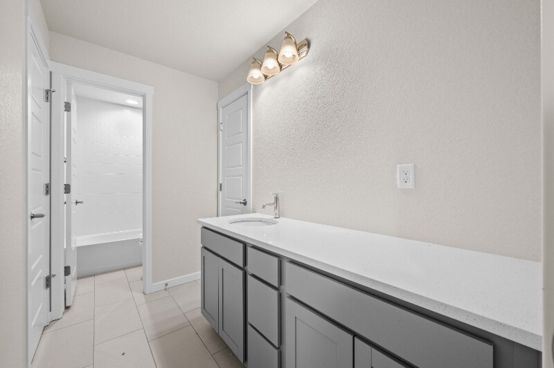 Building Photo - 12915 Stone Valley Dr