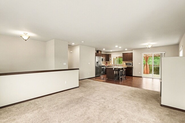 Building Photo - 29 112th St SE