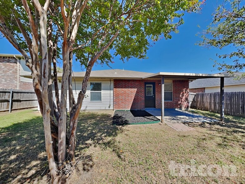 Building Photo - 2983 Celian Dr