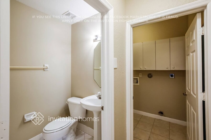 Building Photo - 11351 NW 56th Terrace