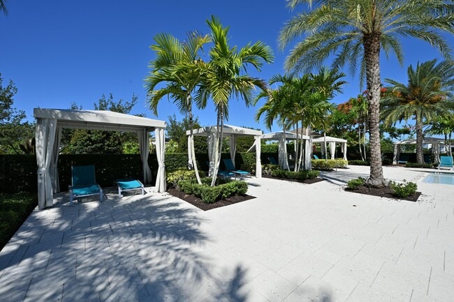Building Photo - 13026 Artisan Cir