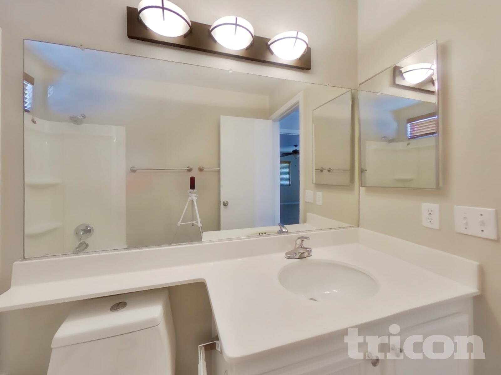 Building Photo - 8504 Last Point Ave