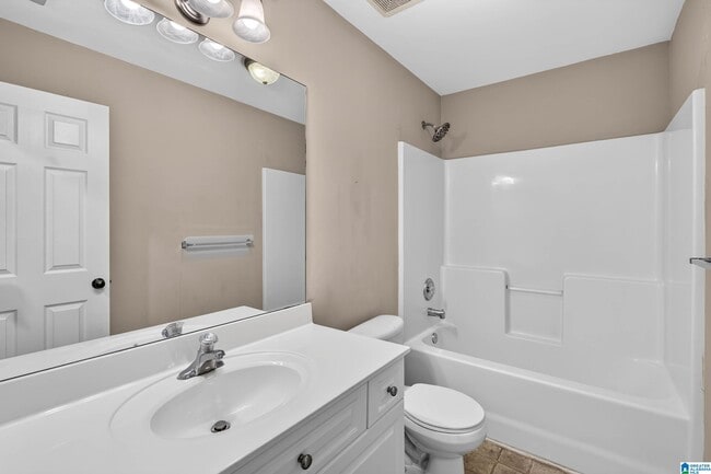 Building Photo - 5639 Colony Ln