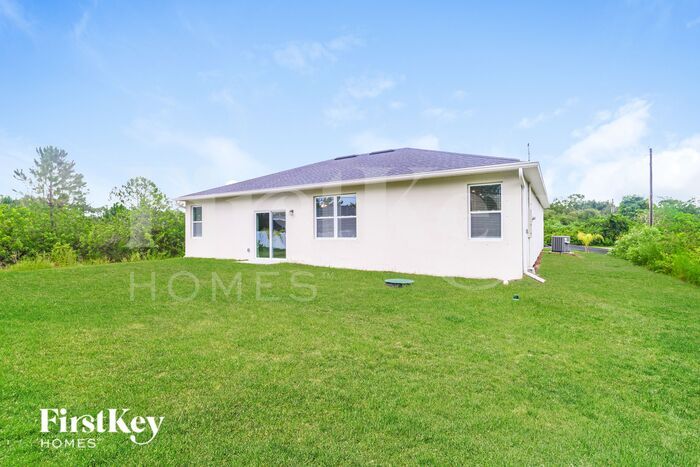 Building Photo - 1200 Cogan Dr