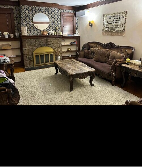 Building Photo - 8337 Charlecote Rdg