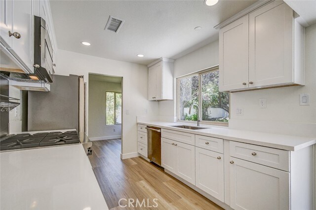 Building Photo - 1302 Cadena