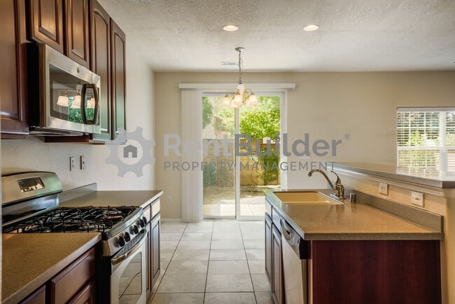 Building Photo - CALL US TODAY AT (505) 808-6467 TO SCHEDUL...