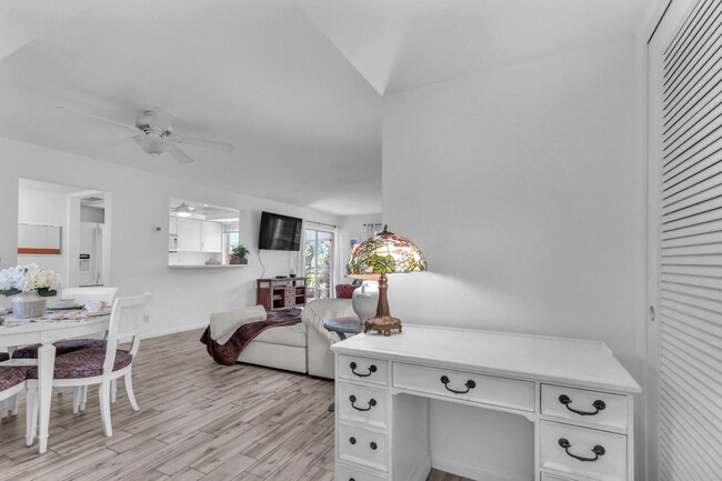 Building Photo - 5540 Tamberlane Cir