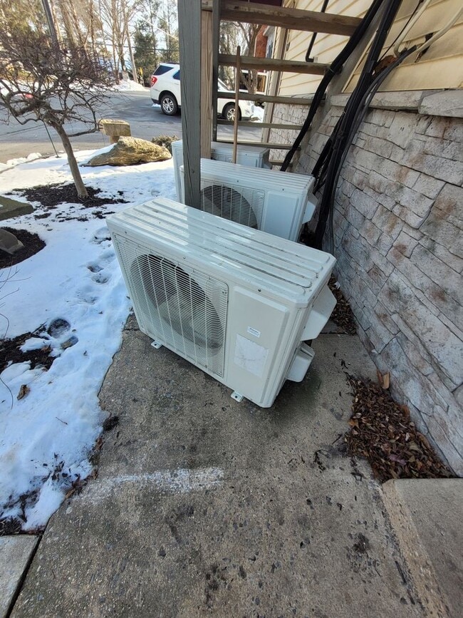 Building Photo - Leola 1st floor 1 bedroom