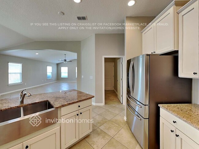 Building Photo - 375 Samara Lakes Pkwy
