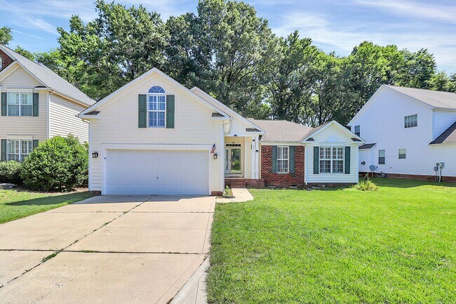 Primary Photo - Beautiful 4/3 Home for Rent