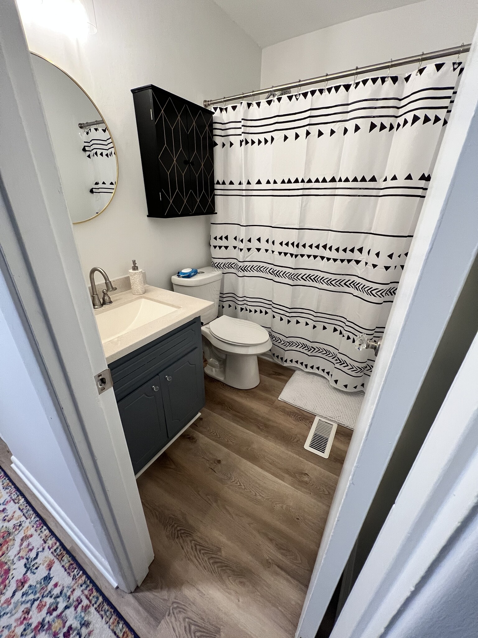 Building Photo - 2530 Rolling View Dr SE