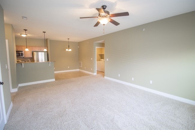 Building Photo - 27 N Grace Ln