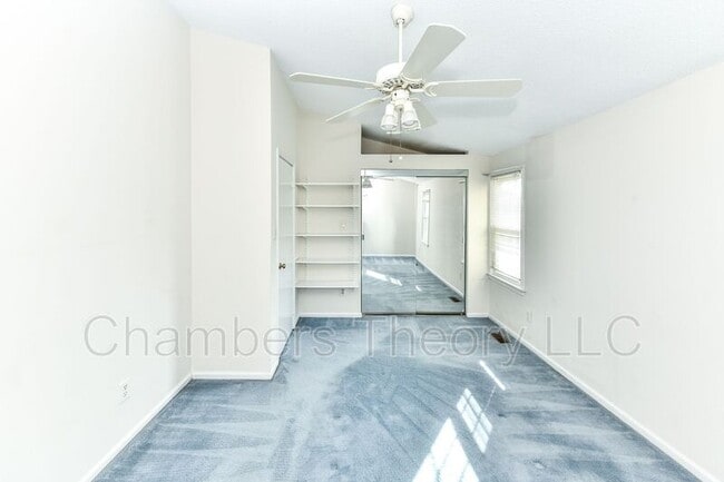 Building Photo - 21 Fendall Ave