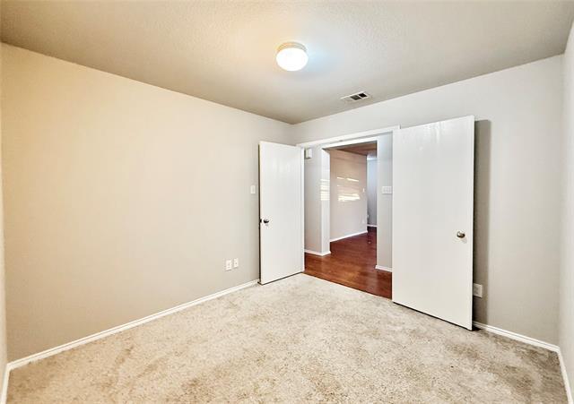 Building Photo - 5912 Ridge Lake Dr