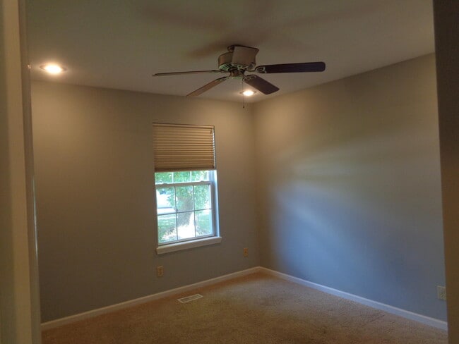 Building Photo - 3801 Blue Cedar Ln