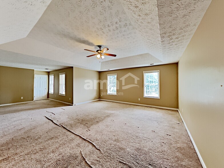 Building Photo - 3442 Kittery Dr