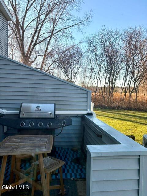 Building Photo - 13 Derby Dr