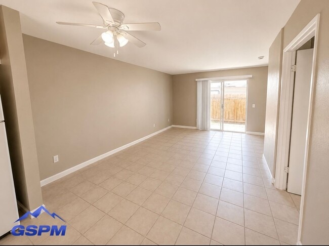 Interior Photo - 7570 Church St