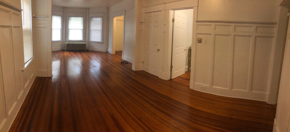 Building Photo - 811 Myrtle Ave