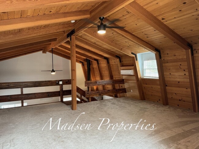 Building Photo - 20 Fairhill Dr