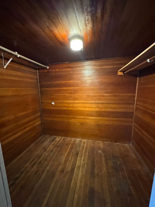 Building Photo - 1 bed/1 ba triplex- S Yuba City