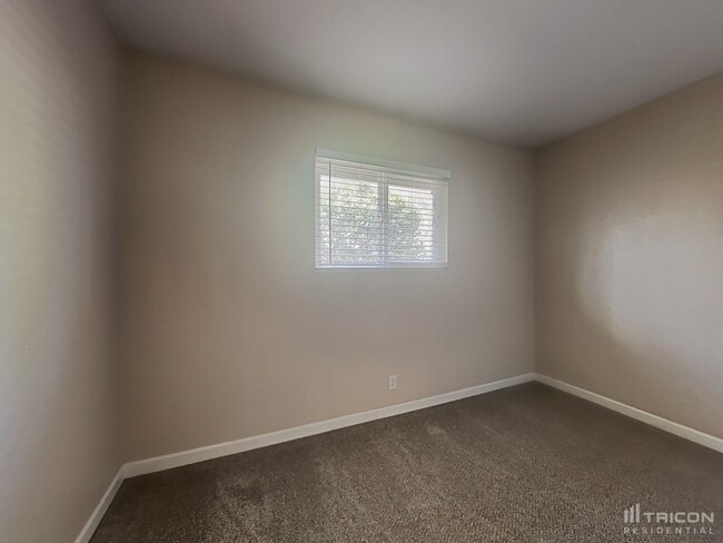 Building Photo - 810 Capstan Ct