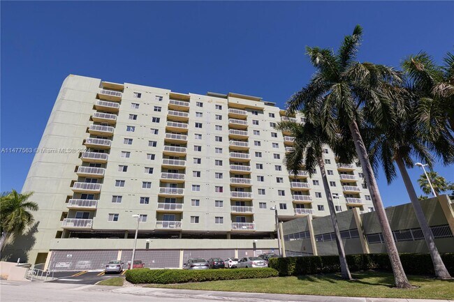 Building Photo - 816 NW 11th St