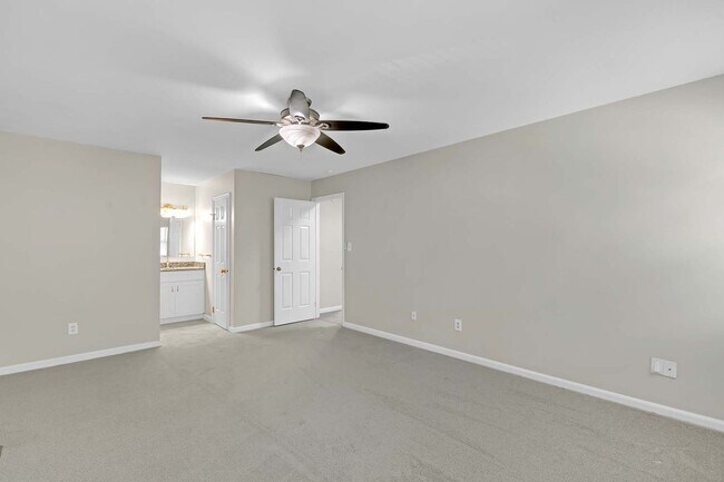 Building Photo - Call Sabrina Thomas Office at 757-767-0767...