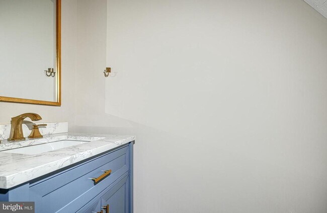 Building Photo - 43 Oak Crest Ct