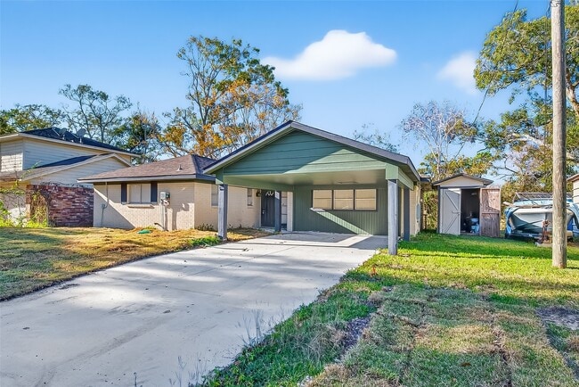 Building Photo - 7814 Pin Oak Dr