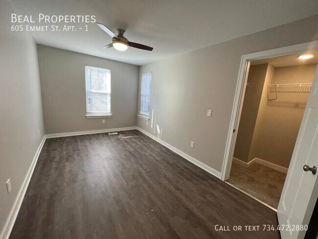 Building Photo - 605 Emmet St