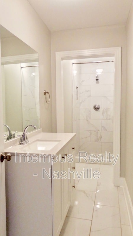 Building Photo - 2405 Eden St