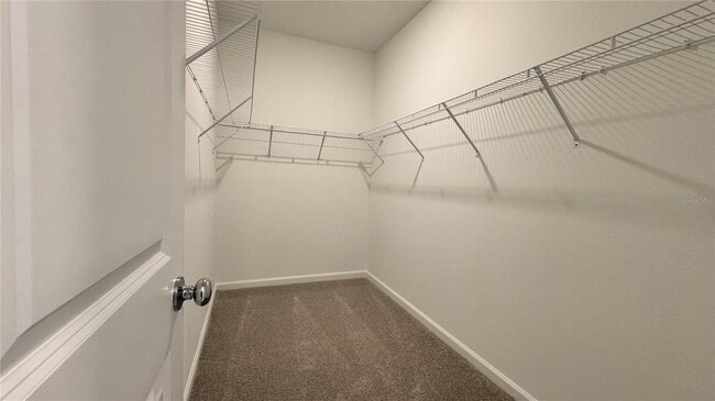 Building Photo - 325 Sol Vis Dr