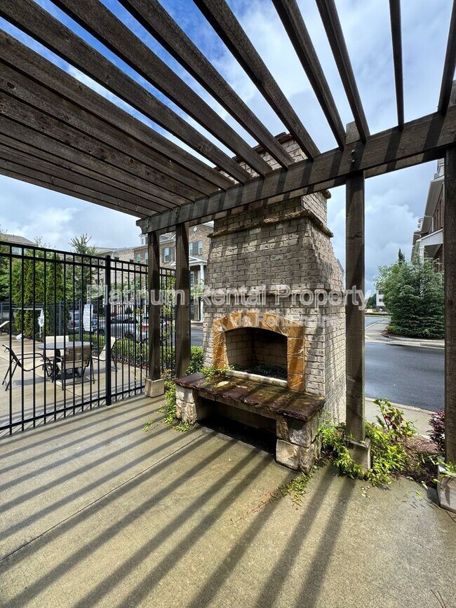 Building Photo - 707 Topsail Ln