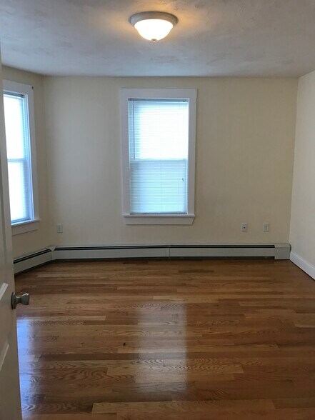 Building Photo - 797-803 Merrimack St