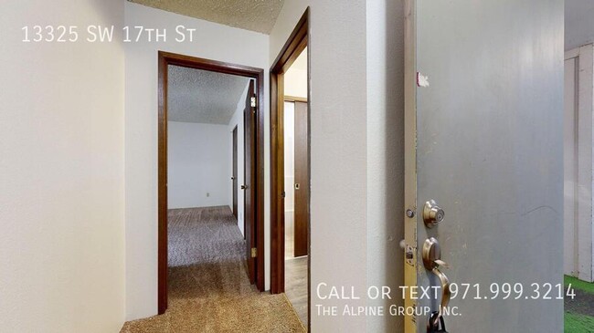 Building Photo - 13325 SW 17th St