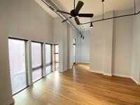 Building Photo - 338 Grove St