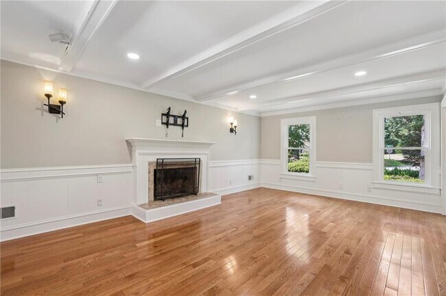 Building Photo - 5653 Trowbridge Dr
