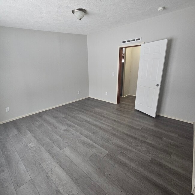 Building Photo - 3181 NY-5