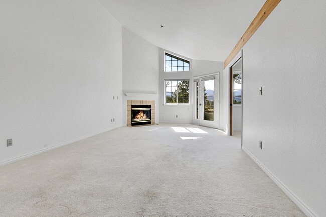 Building Photo - 31819 Rocky Village Dr