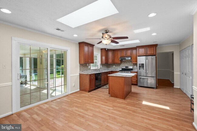 Building Photo - 4650 Palomino Ct
